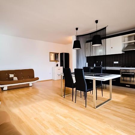 Dor De Mare - Apartments Singapore - Huge Terrace - Seaview - 150M From The Beach ! Năvodari Eksteriør billede